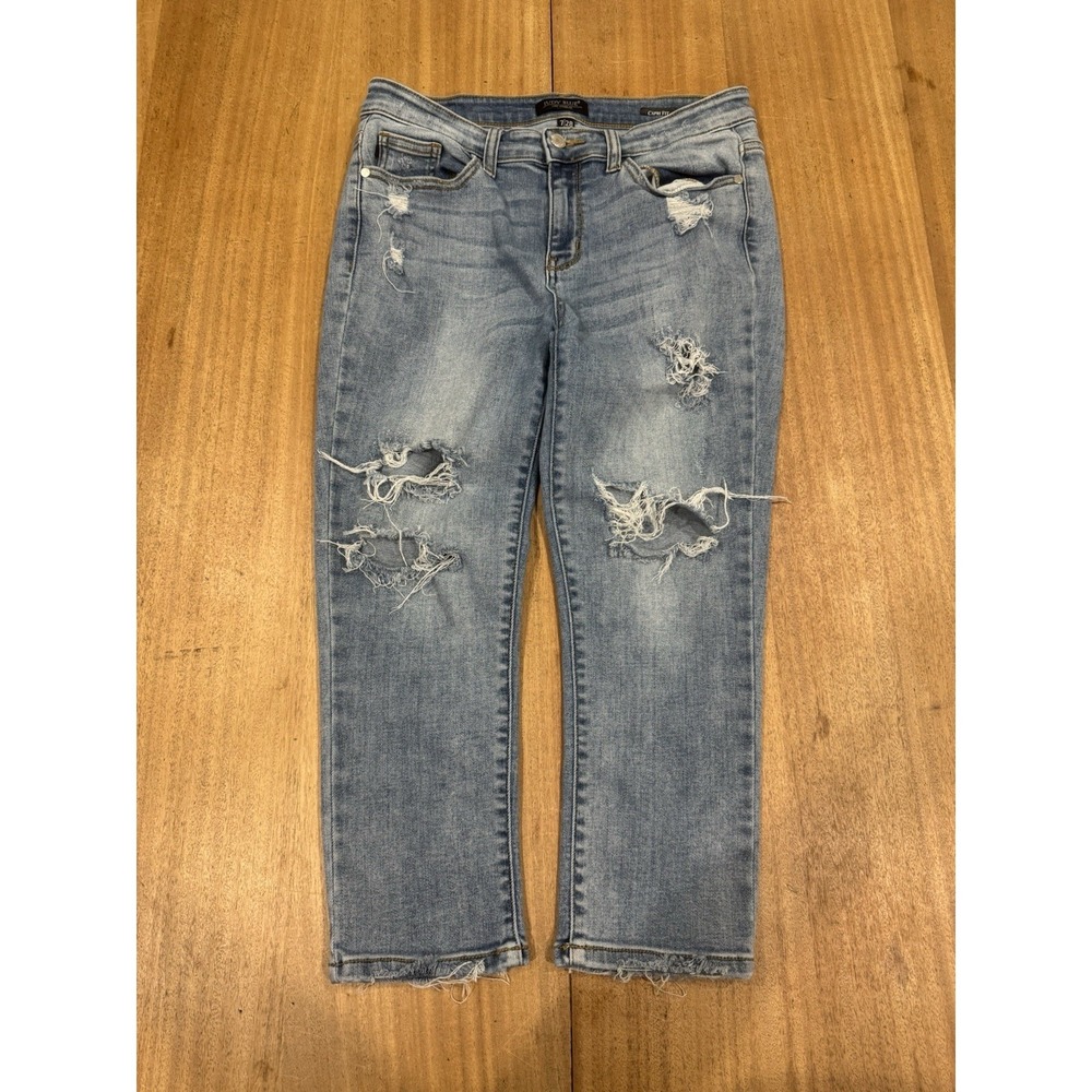 Judy Blue Jeans Women 7/28‎ Blue Capri Fit Distressed Raw Hems Whiskers Plus